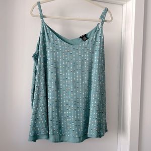Torrid Green Arrow Print Strappy Tank Camisole - Size 1